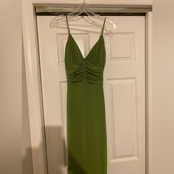 MESHKI Brittany Green Bodycon Maxi Dress NWT - Picture 2 of 6